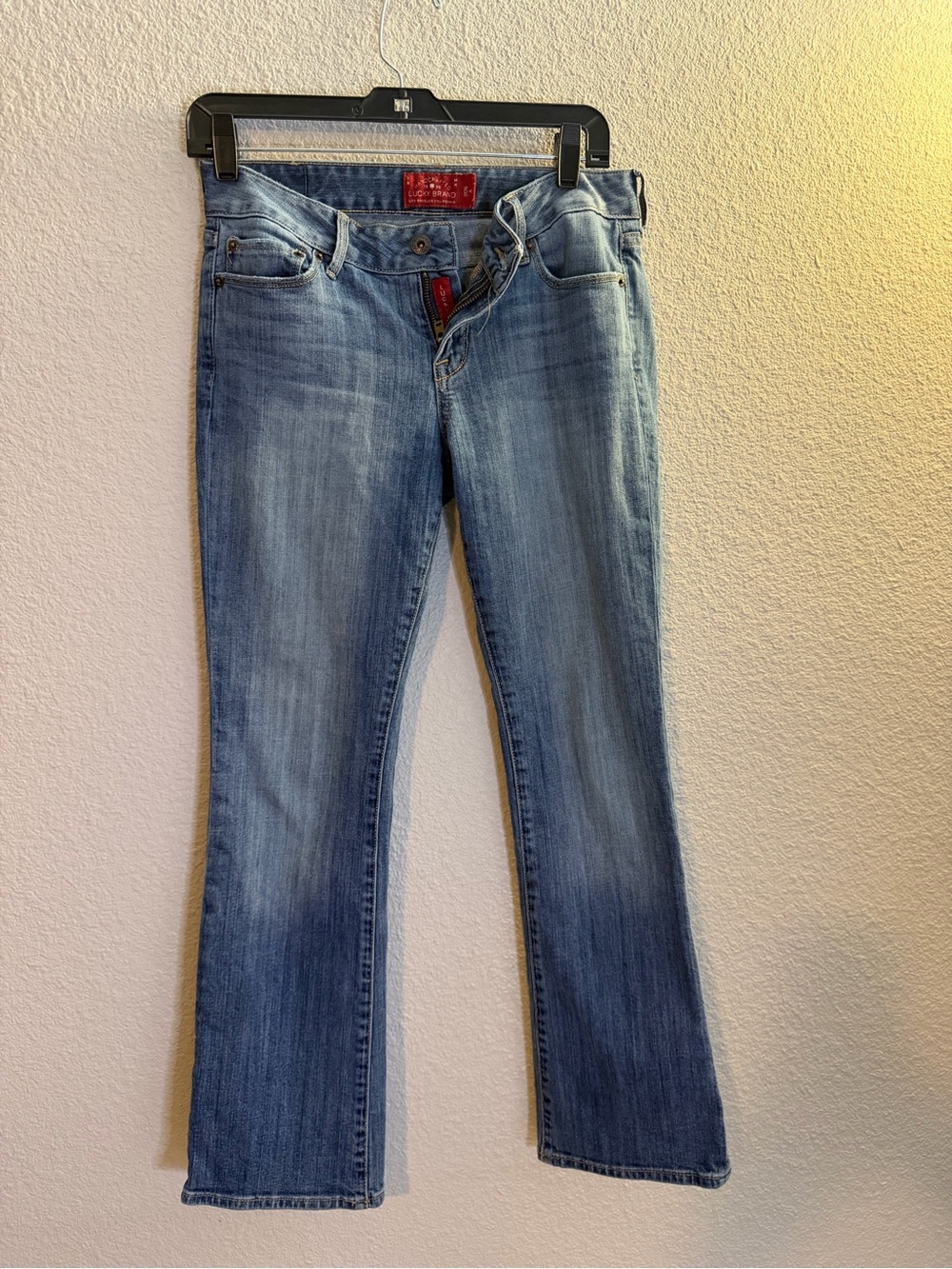 Lucky Brand Layla Bootcut Jeans Medium Wash - Size 2 / 26